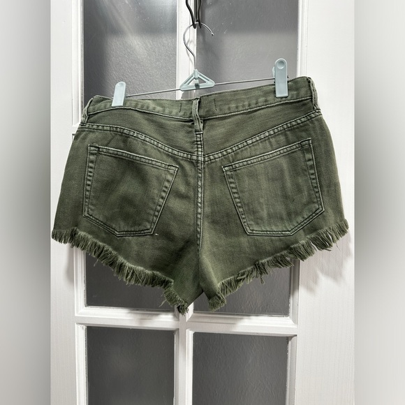 NWT Free People We The Free Living Good Vibrations Sage Denim Cutoff - Picture 8 of 10